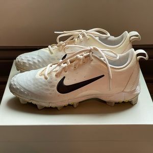 Nike Fastflex Softball Cleats, Women's 8.5, White